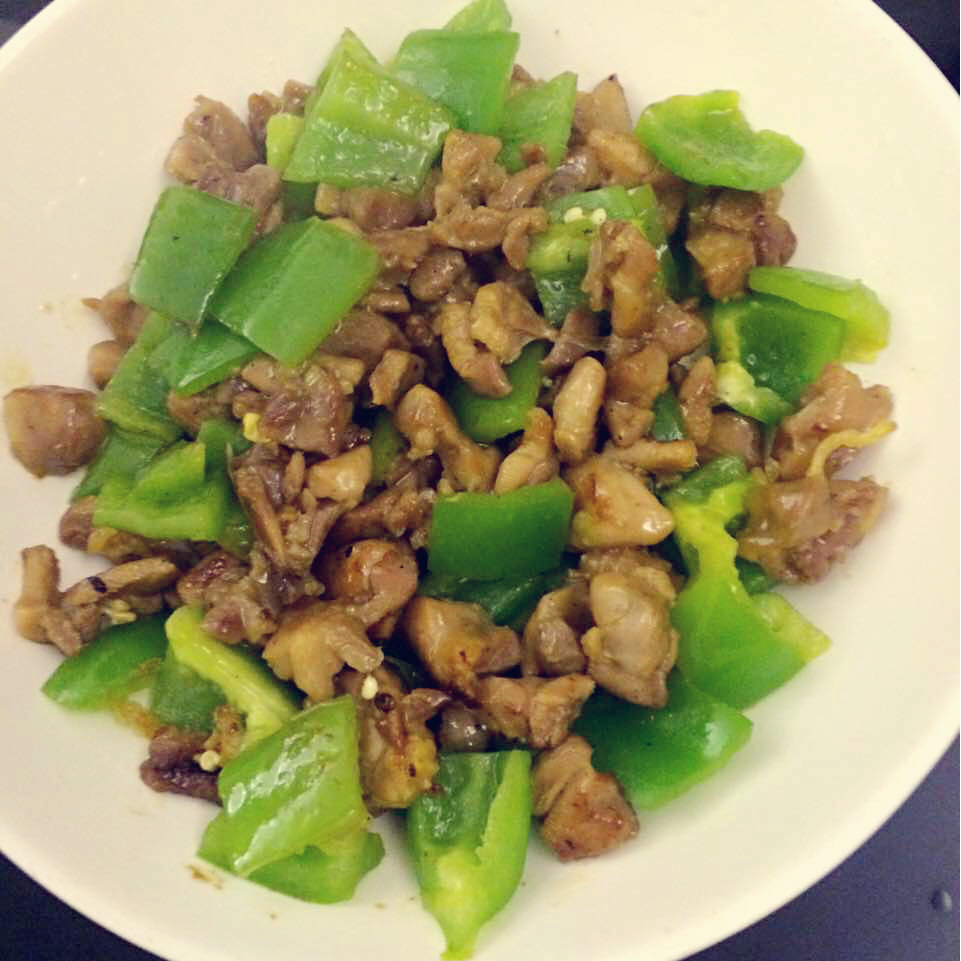 青椒炒鸡腿肉（大厨级别）