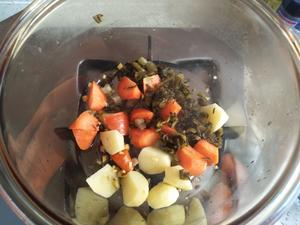 春日田园蔬菜汤的做法 步骤2
