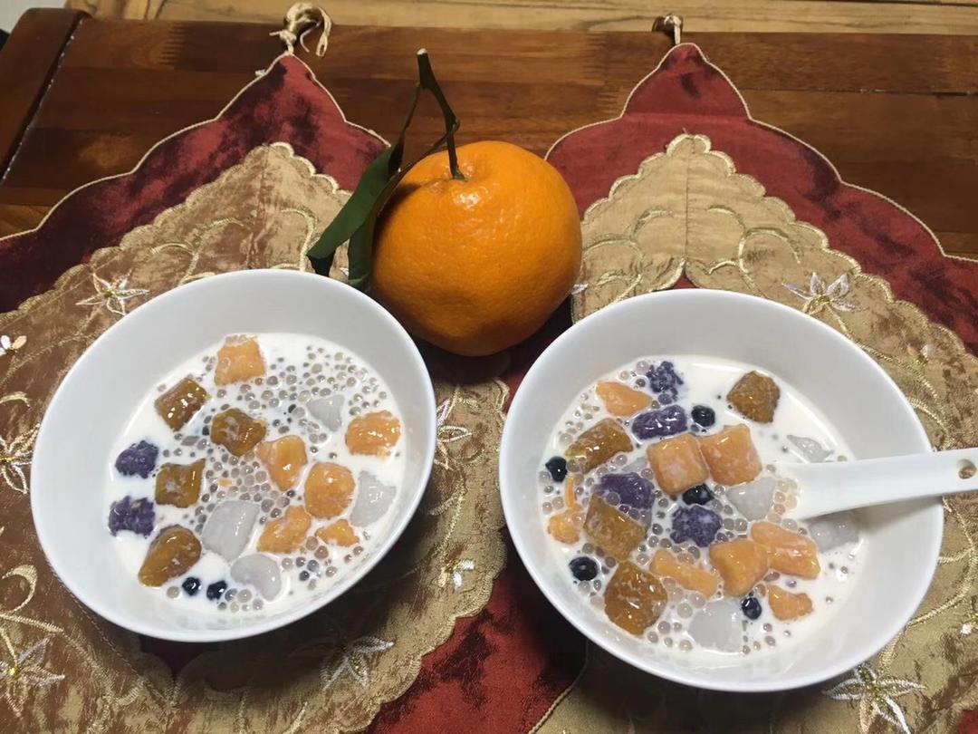 芋圆西米露椰奶