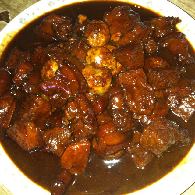 虎皮蛋红烧肉