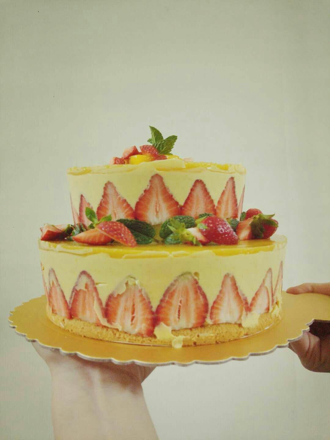 双层草莓蓝莓慕斯蛋糕【好事成双、莓开二度】