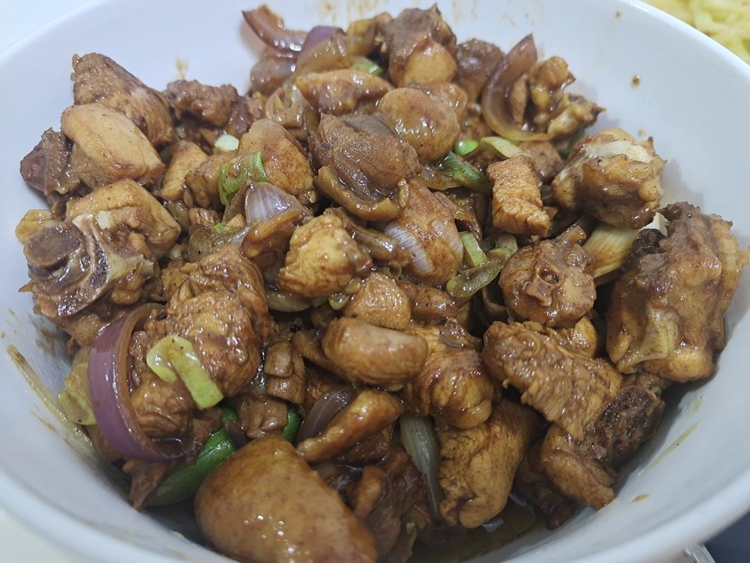 好吃到舔盘的葱油焖鸡