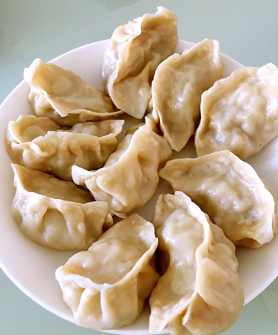 猪肉白萝卜蒸饺