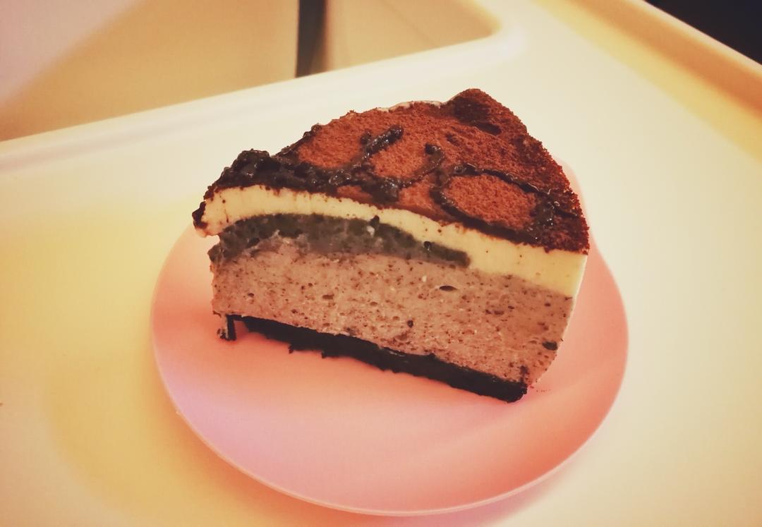 黑芝麻冻芝士蛋糕