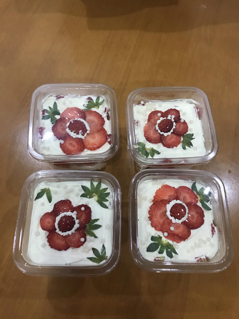 送给你一朵小红花|草莓盒子蛋糕