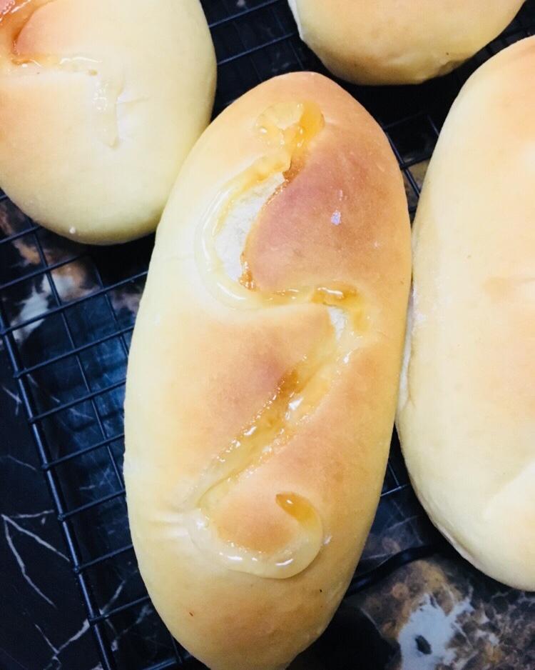 火腿肉松面包