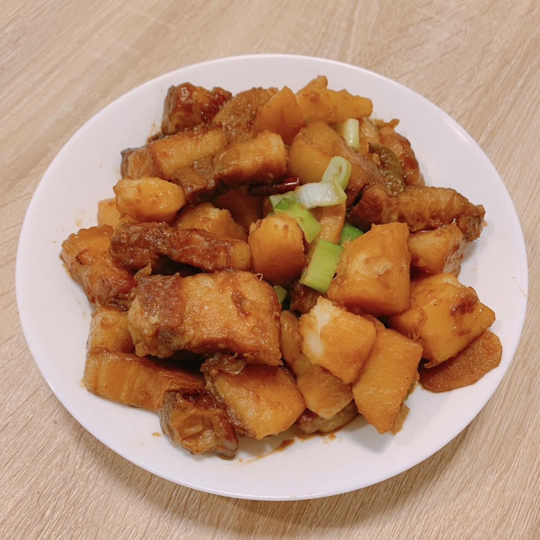 堂妈小厨——小土豆红烧肉