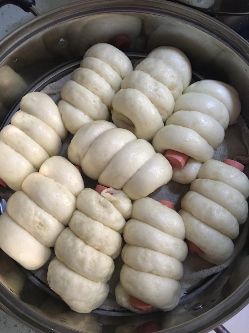 火腿馒头卷