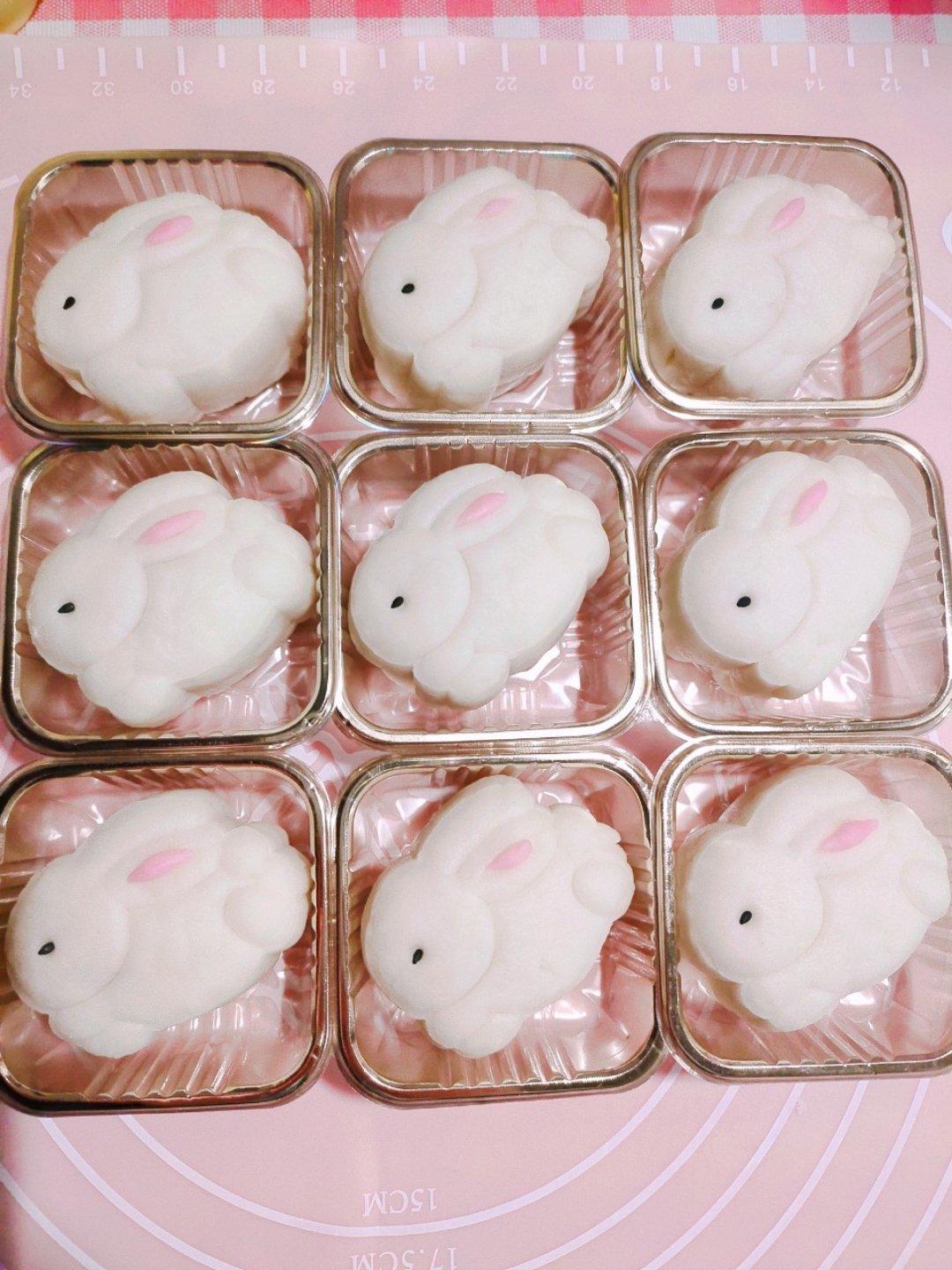 《Tinrry+》萌萌的小白兔冰皮月饼，快手简单，冰凉酸甜超解腻！