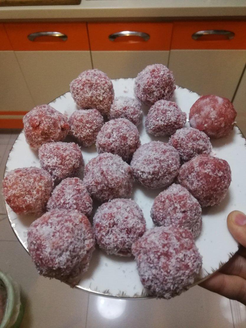 山楂雪丽球