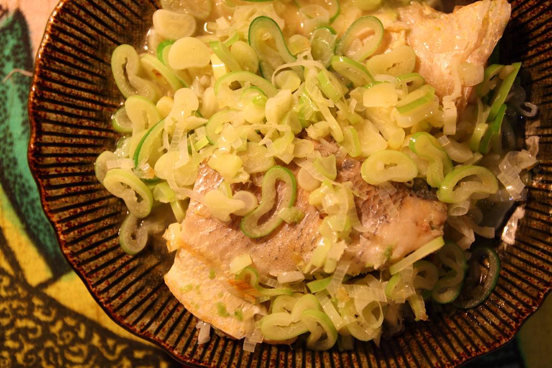 葱烧大黄鱼的做法