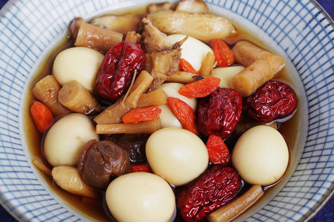 喝出好气色～当归黄芪党参补气血养生甜汤的做法