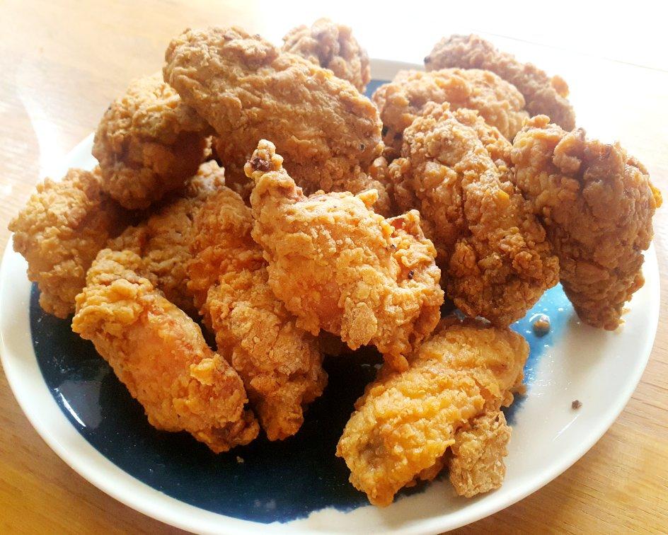 maryluke做的秒杀kfc蒜香吮指炸鸡翅根