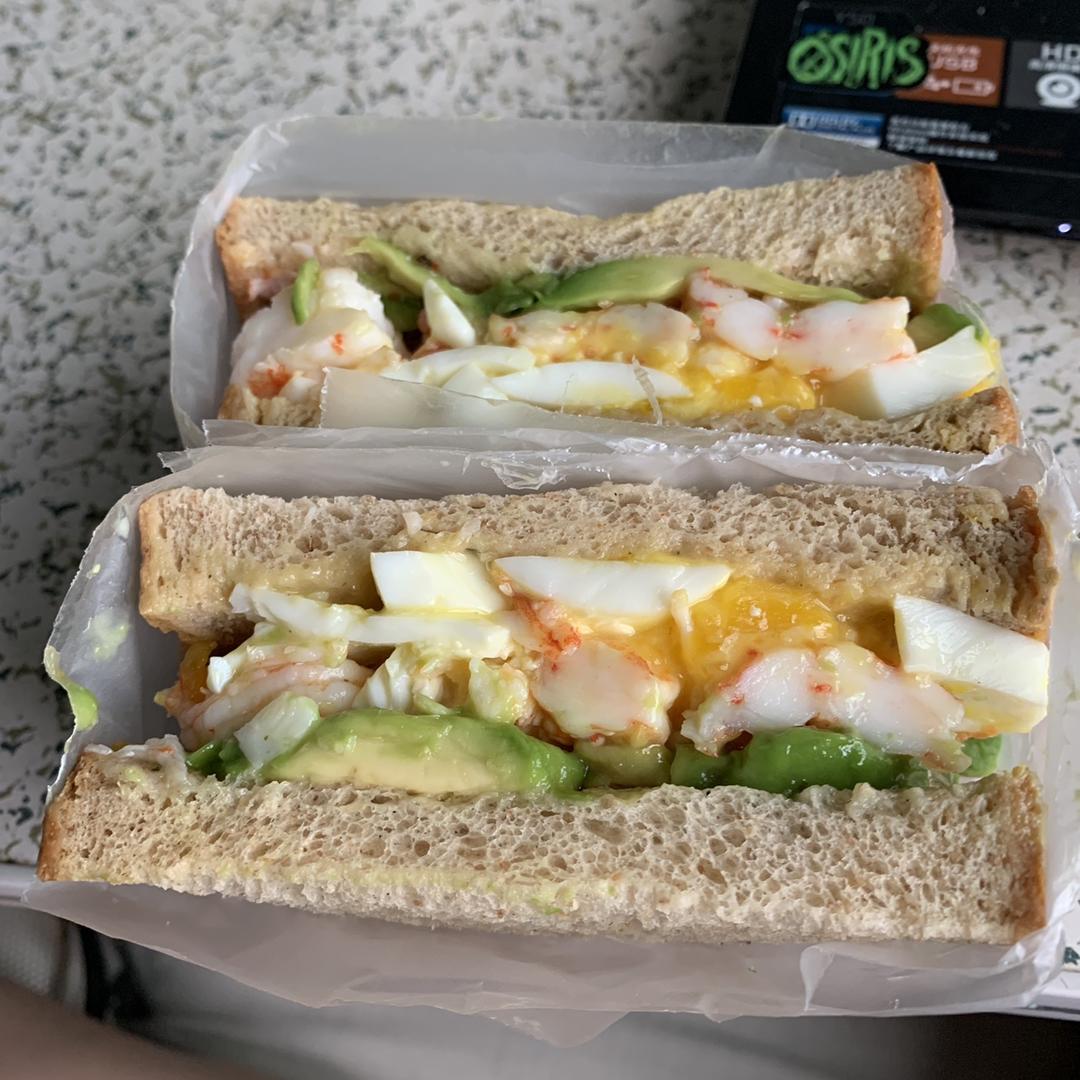 如何做超厚的沼三明治~详细tip！牛油果鸡蛋午餐肉三明治~