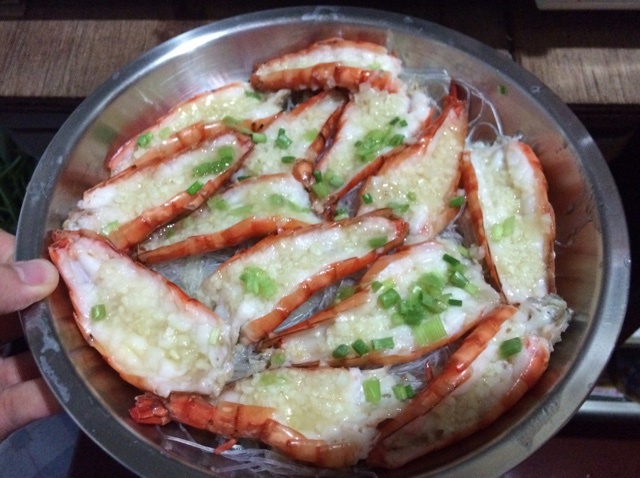 蒜蓉粉丝蒸虾