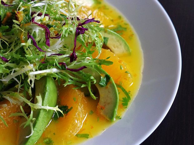 牛油果甜橙色拉