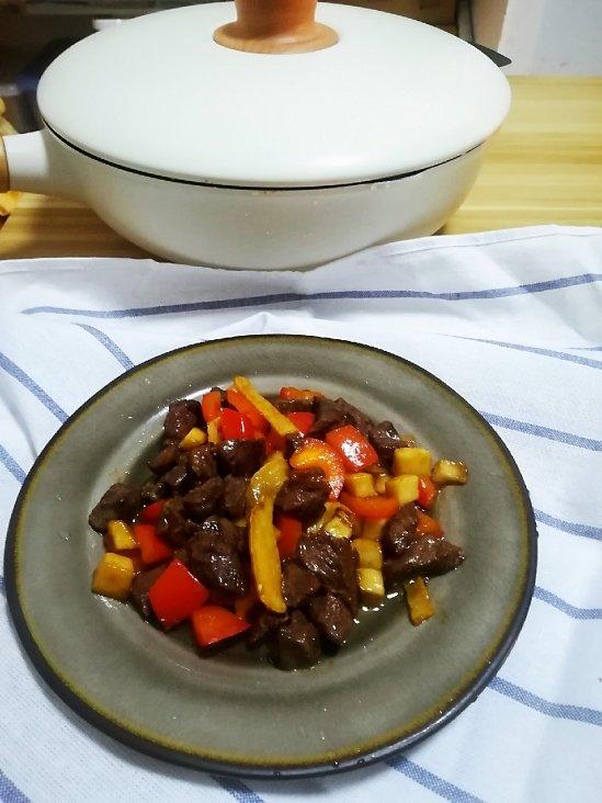 我的轻奢煮艺——杏鲍菇牛肉粒