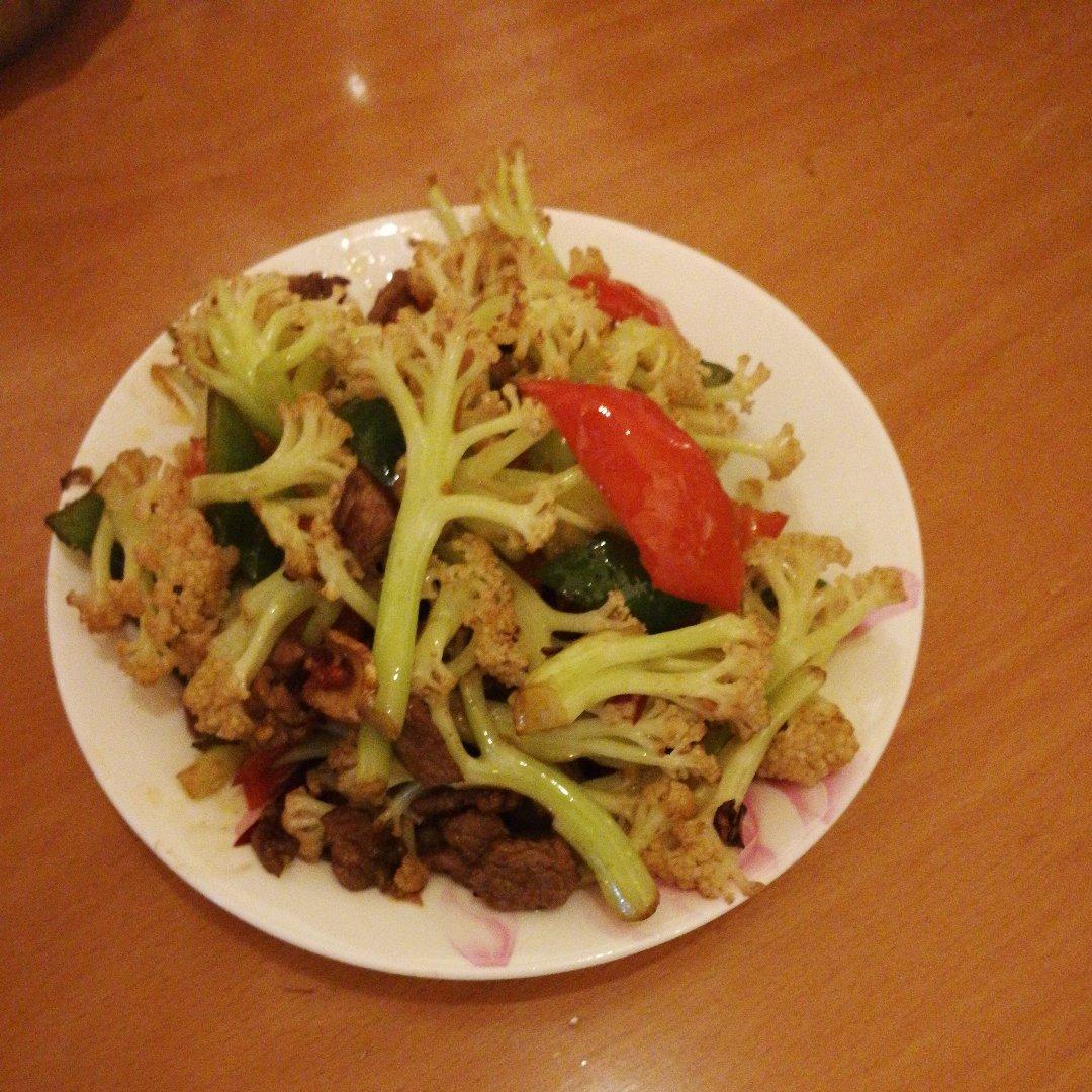 老丁的私房菜-干锅花菜