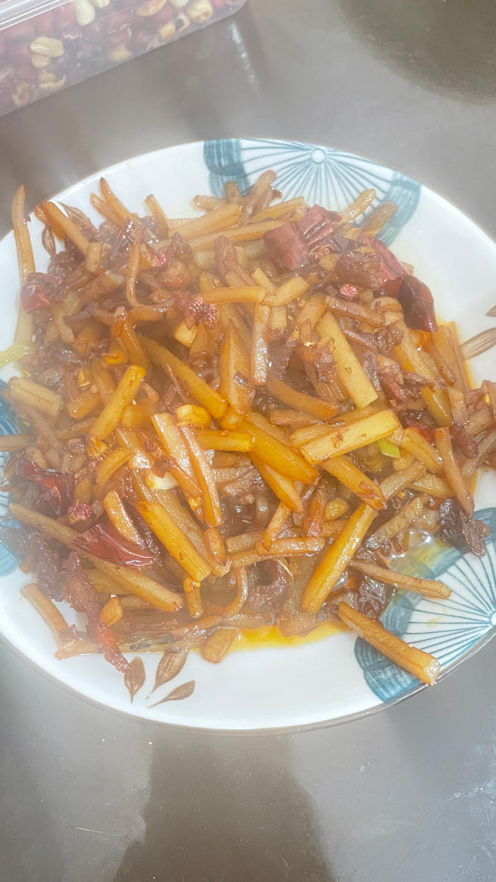 酸辣土豆肉丝——绝对最好吃！