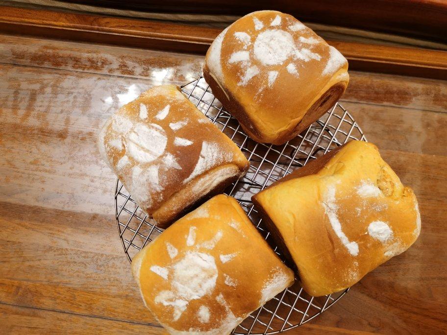 南瓜吐司，奶香南瓜吐司，极致柔软，直接法