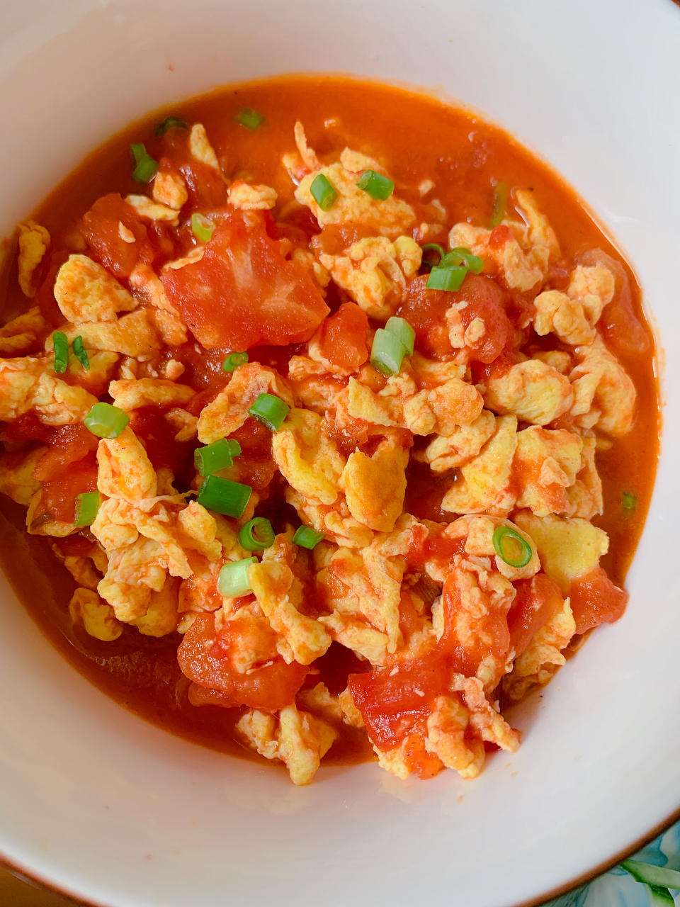 西红柿炒鸡蛋时,多加这一步,鸡蛋香嫩又入味