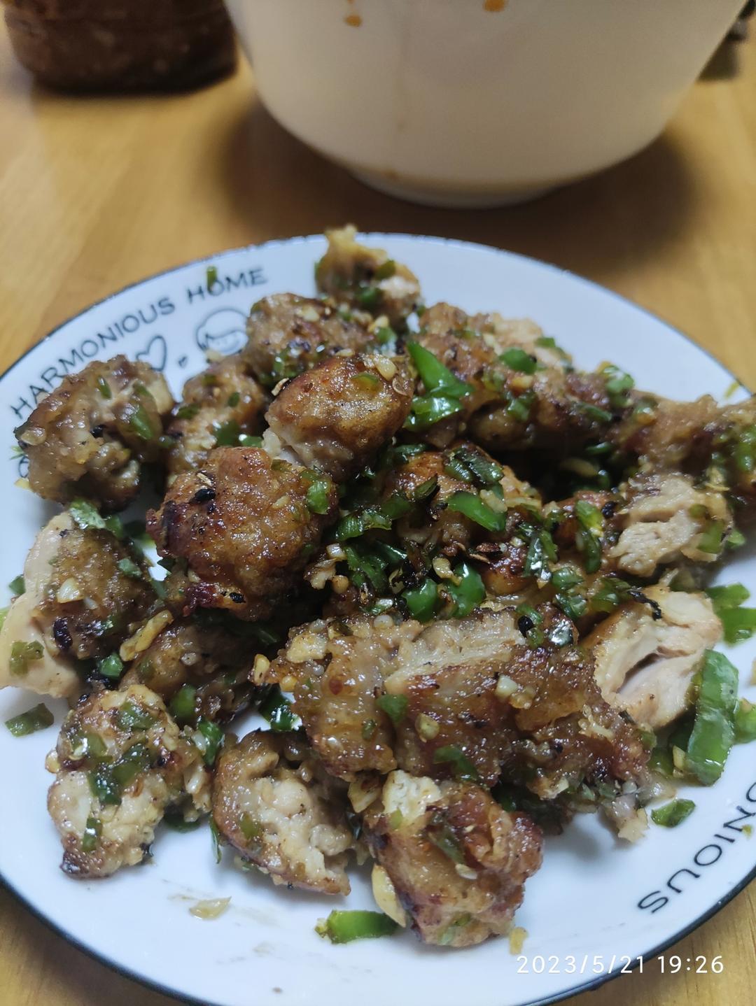 兄妹晚餐，蒜香鸡排