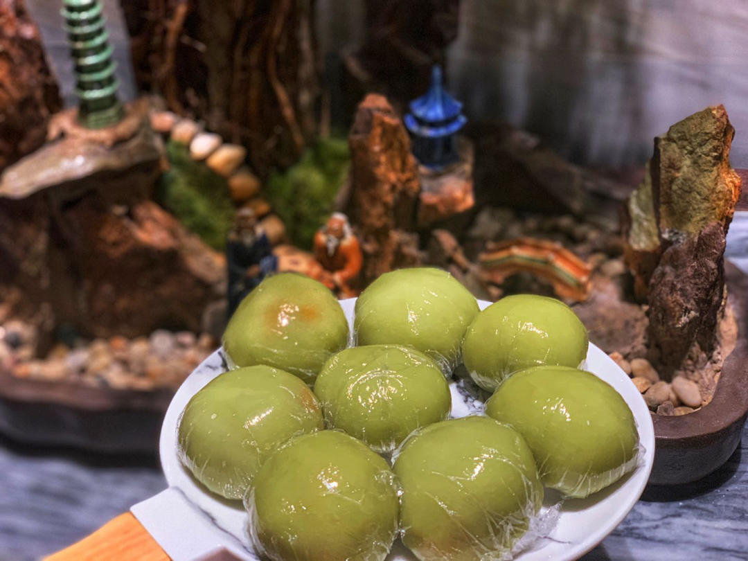 网红青团～～咸蛋黄肉松青团