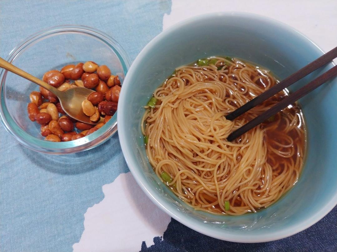 最美不过那碗阳春面