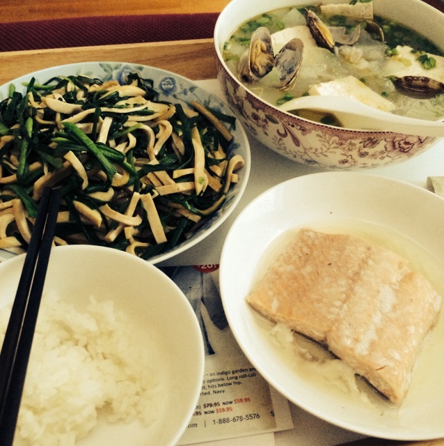 我们家爱的的小餐桌