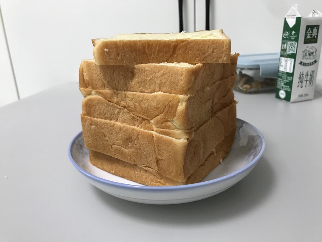 奶香超浓郁的淡奶油吐司（消灭淡奶油）