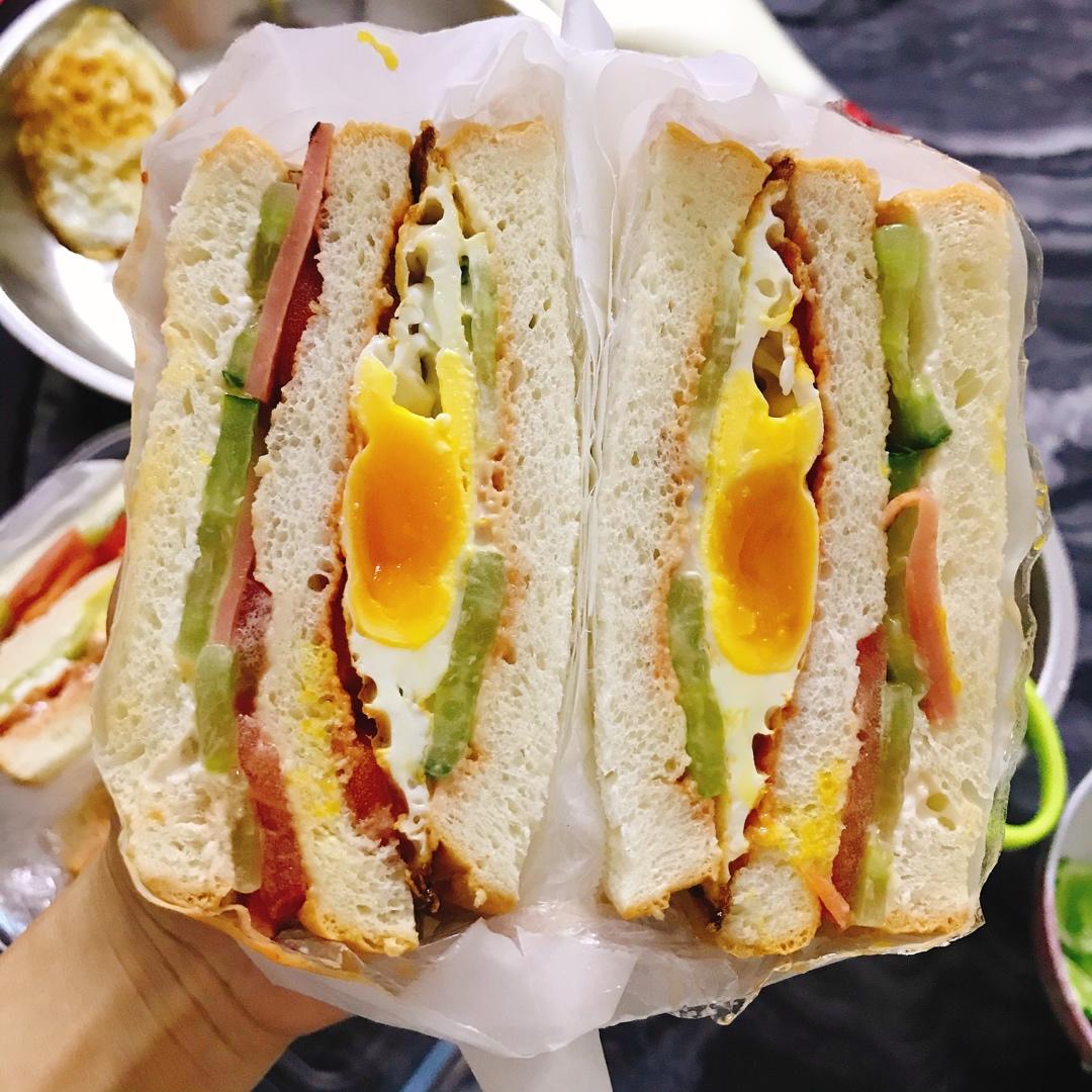 营养一网打尽，美好一天从三明治🥪开始