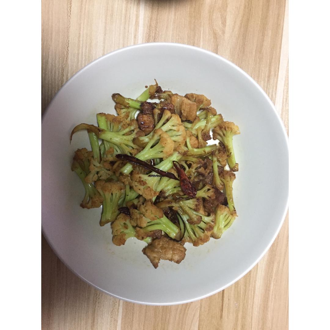 老丁的私房菜-干锅花菜