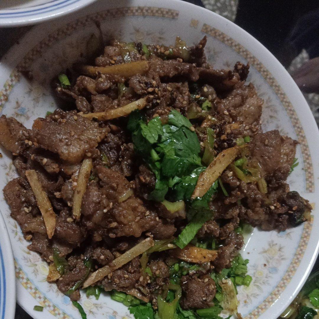 吃不到膻味的比烧烤更好吃的孜然羊肉🐏