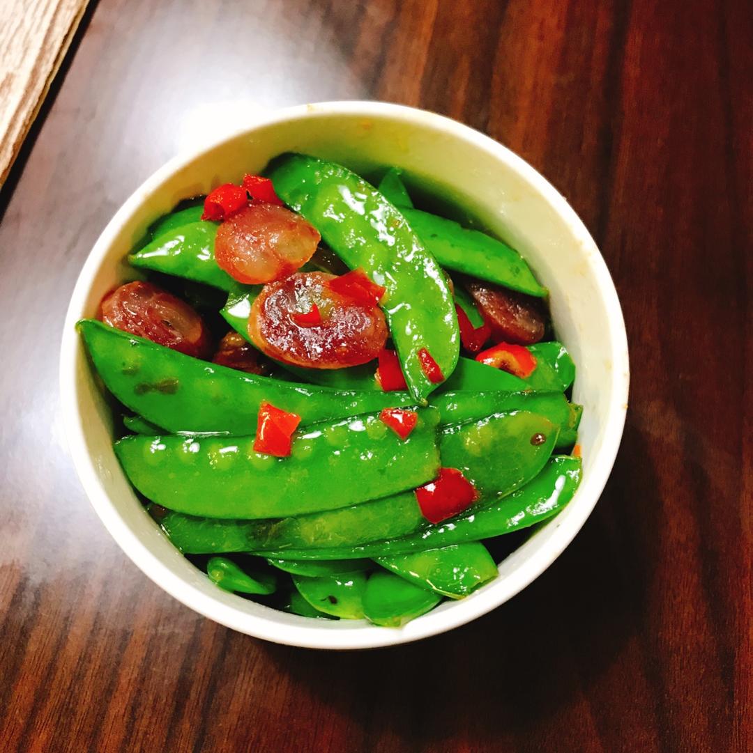 unone做的豌豆荚炒腊肉