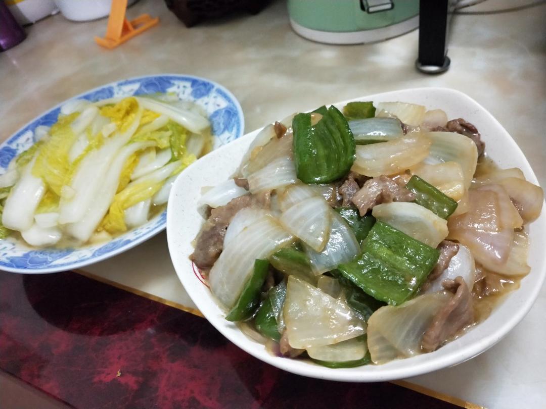 洋葱青椒炒肉