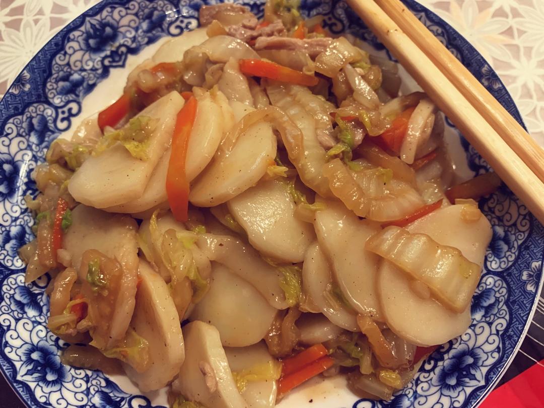 锦瑟声晖做的宁波炒年糕白菜肉丝炒年糕