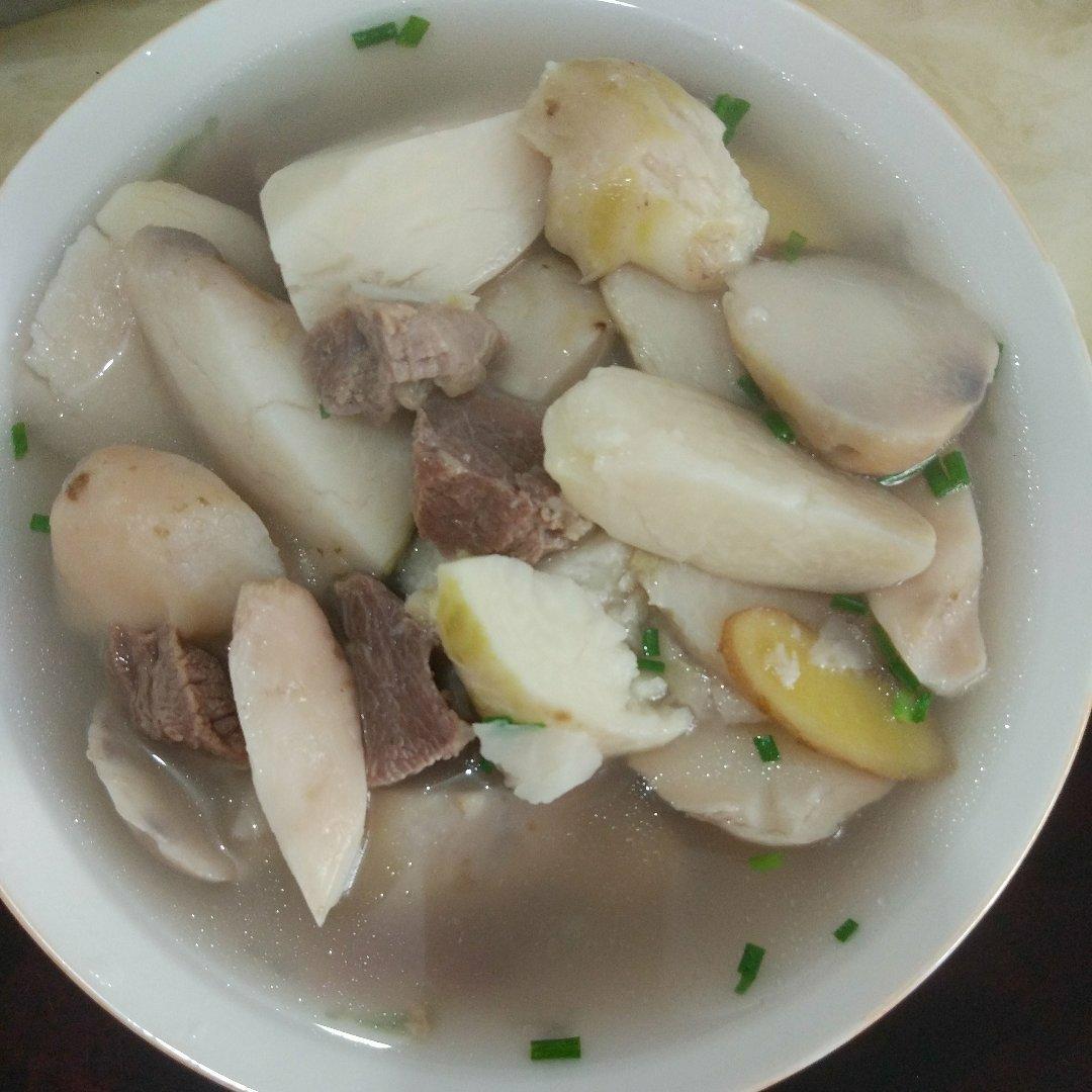 牛肉炖芋头