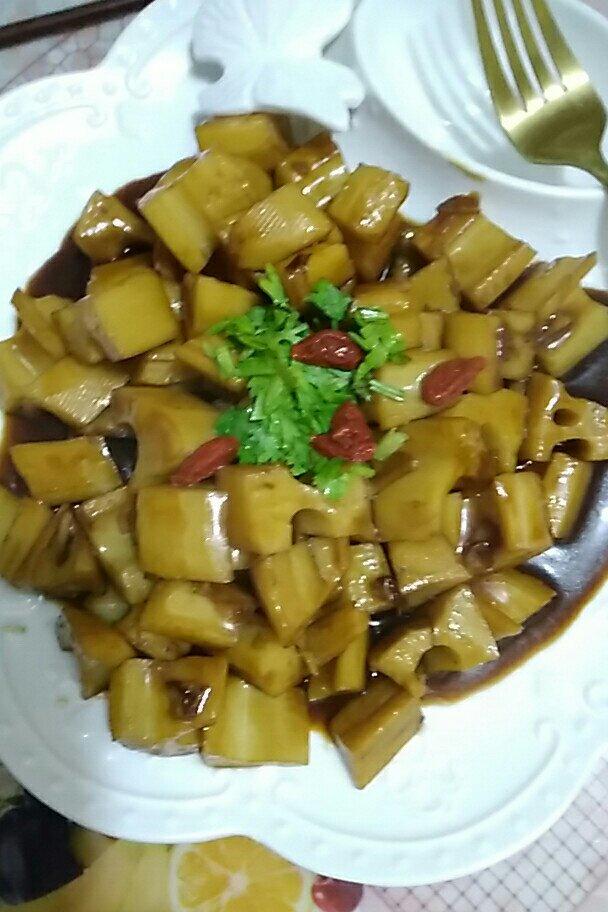 酸甜的开胃菜-  糖醋藕丁