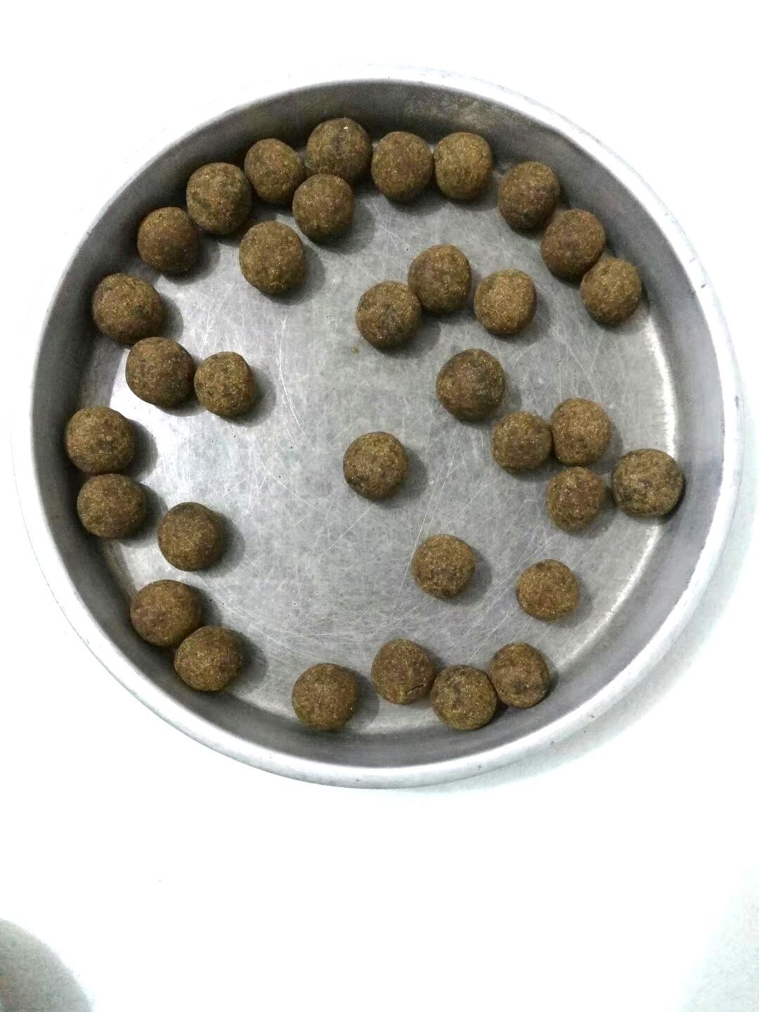 自制改善视力中药丸的做法 步骤3