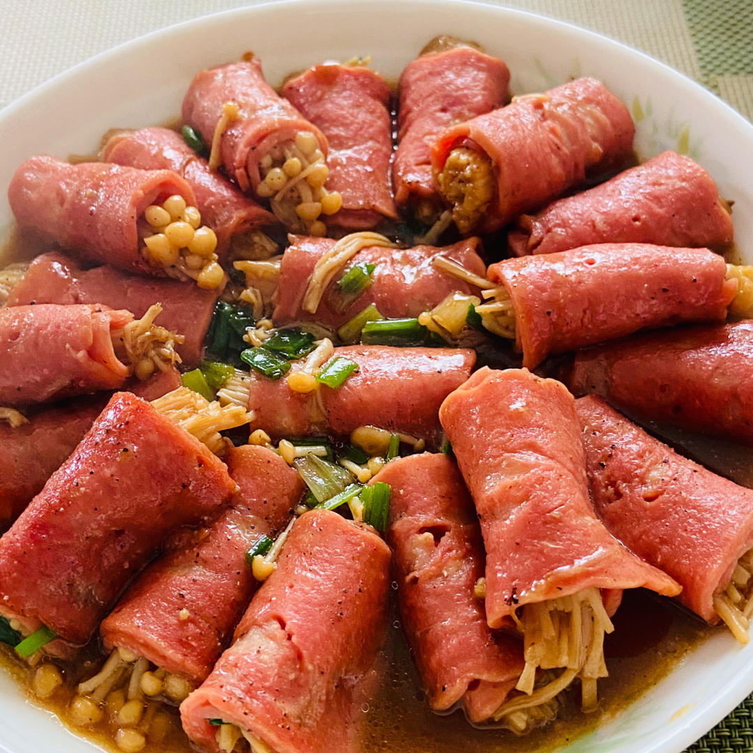 创意菜金针菇培根卷·小美的美食