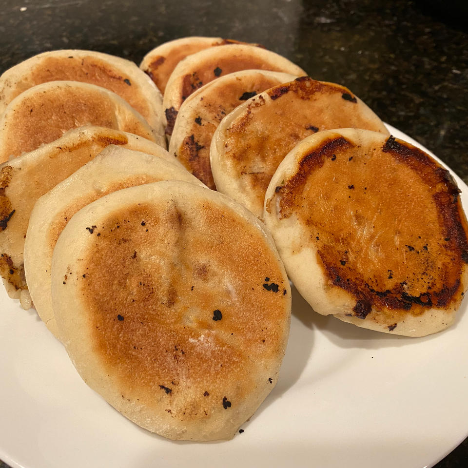 一次发酵的发面馅饼