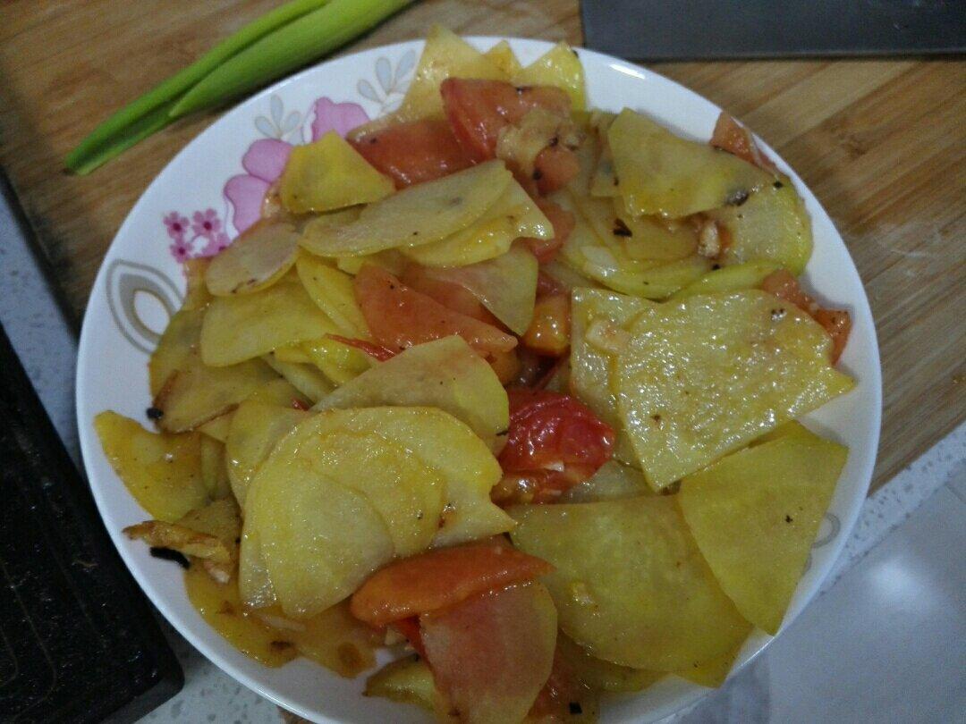 西红柿炒土豆片