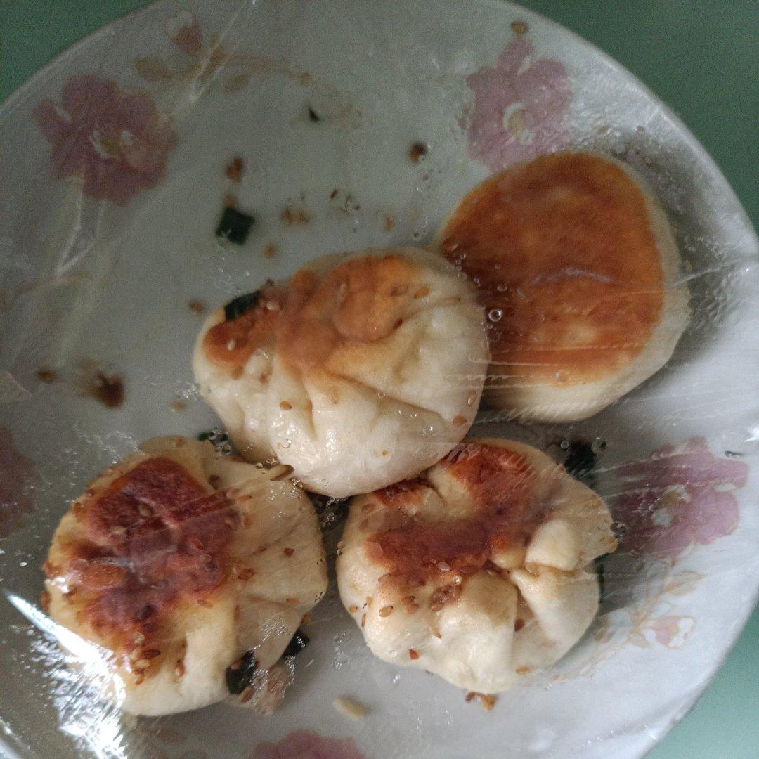 不需皮冻也汁多味鲜的生煎馒头/生煎包（包子）（小贴士附：万能肉馅）——中式一日三餐（二十）