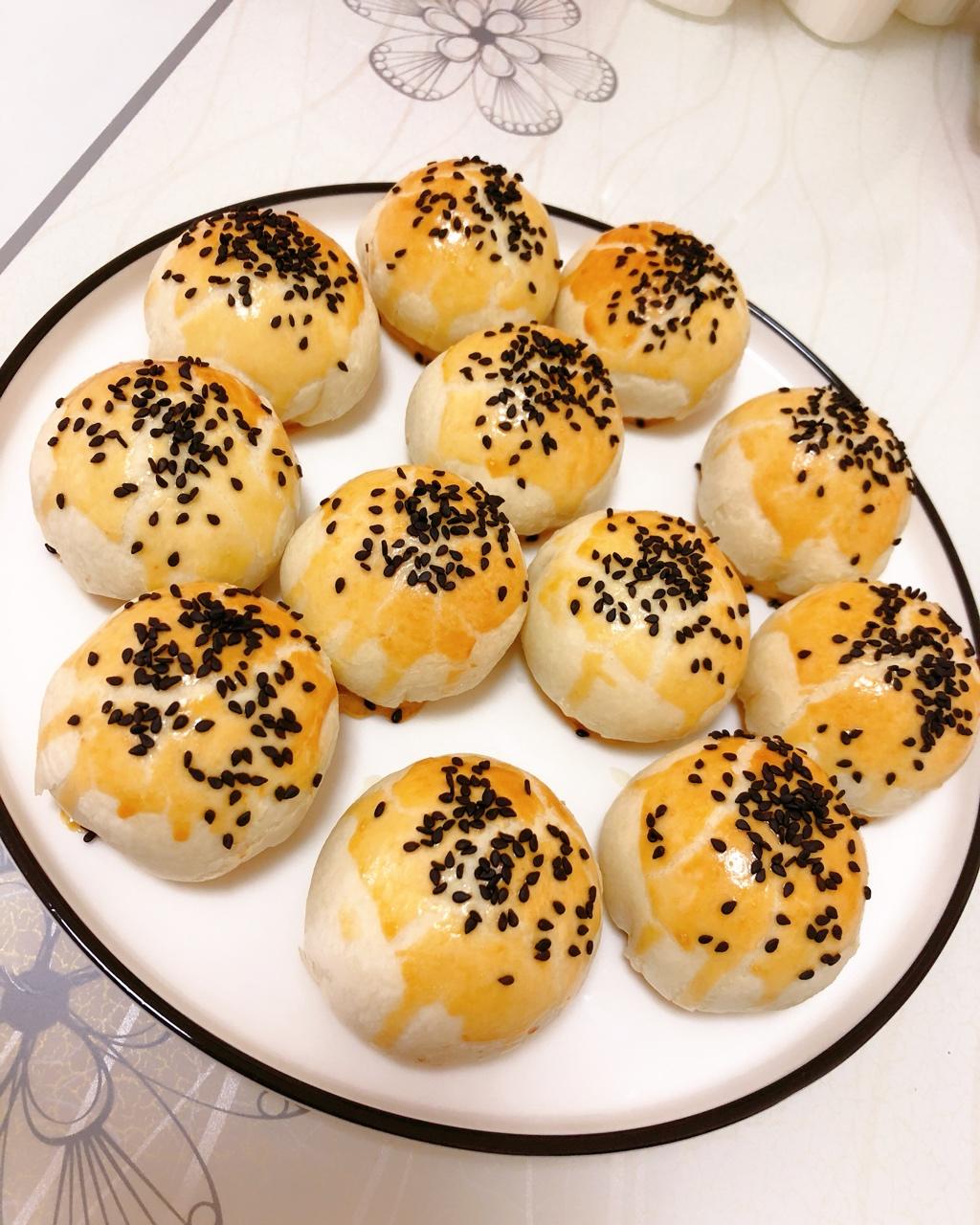 蛋黄酥