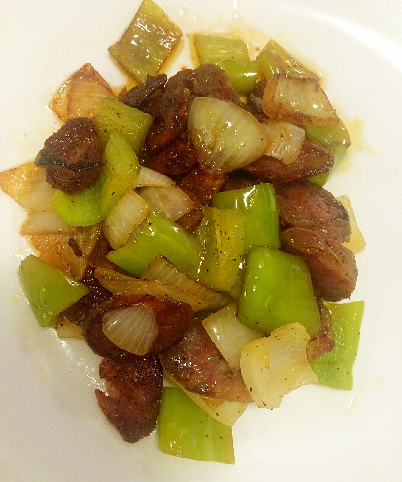 Chinese Sausage and Green Pepper,onion青椒洋葱炒腊肠的做法