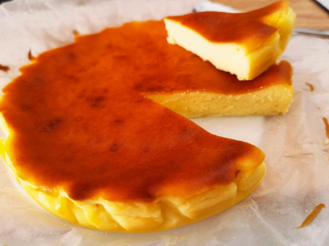 新手也能get√ 巴斯克乳酪蛋糕 （适合2-3人吃的分量）