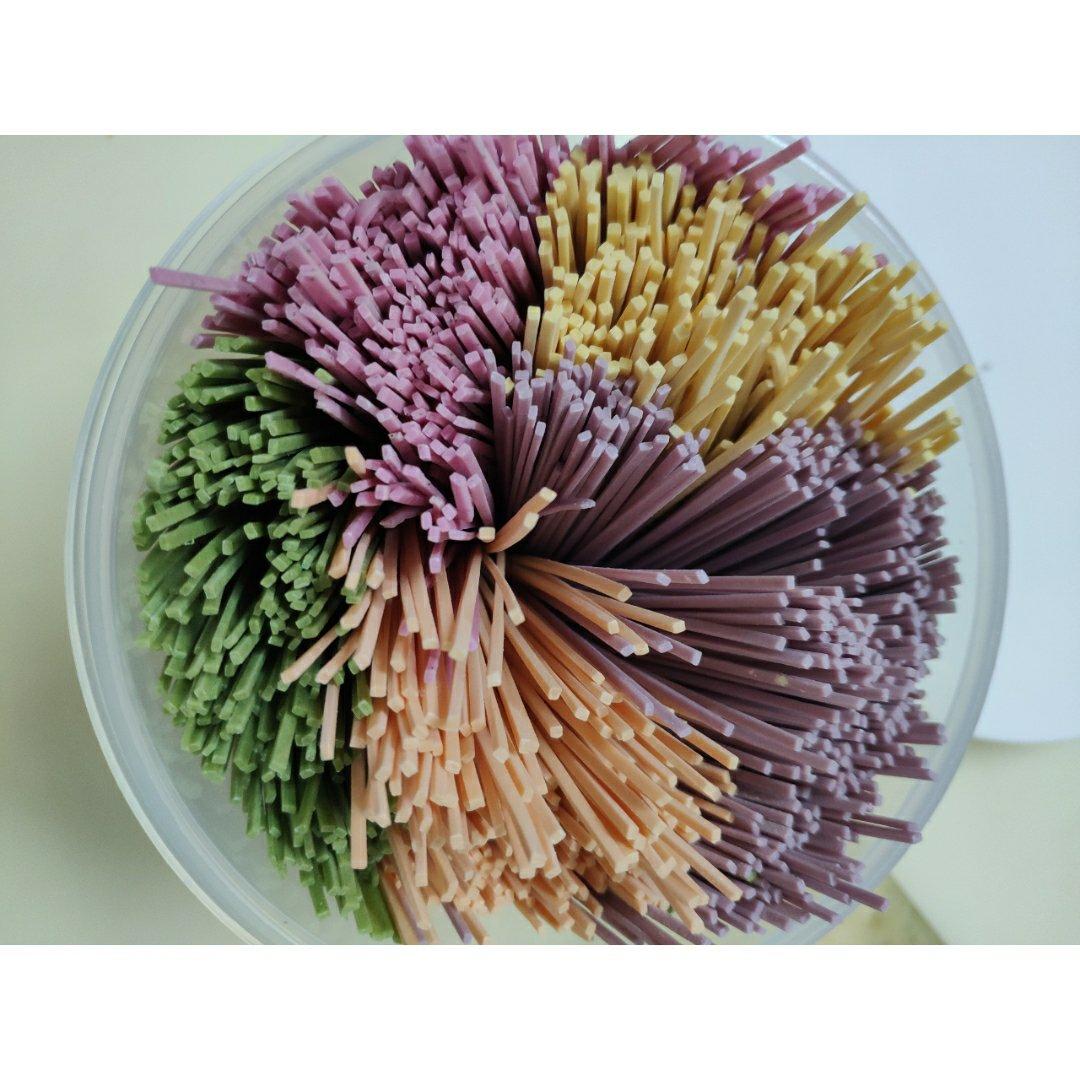 彩色面 有机面 蔬菜面 手工面 女侠森森