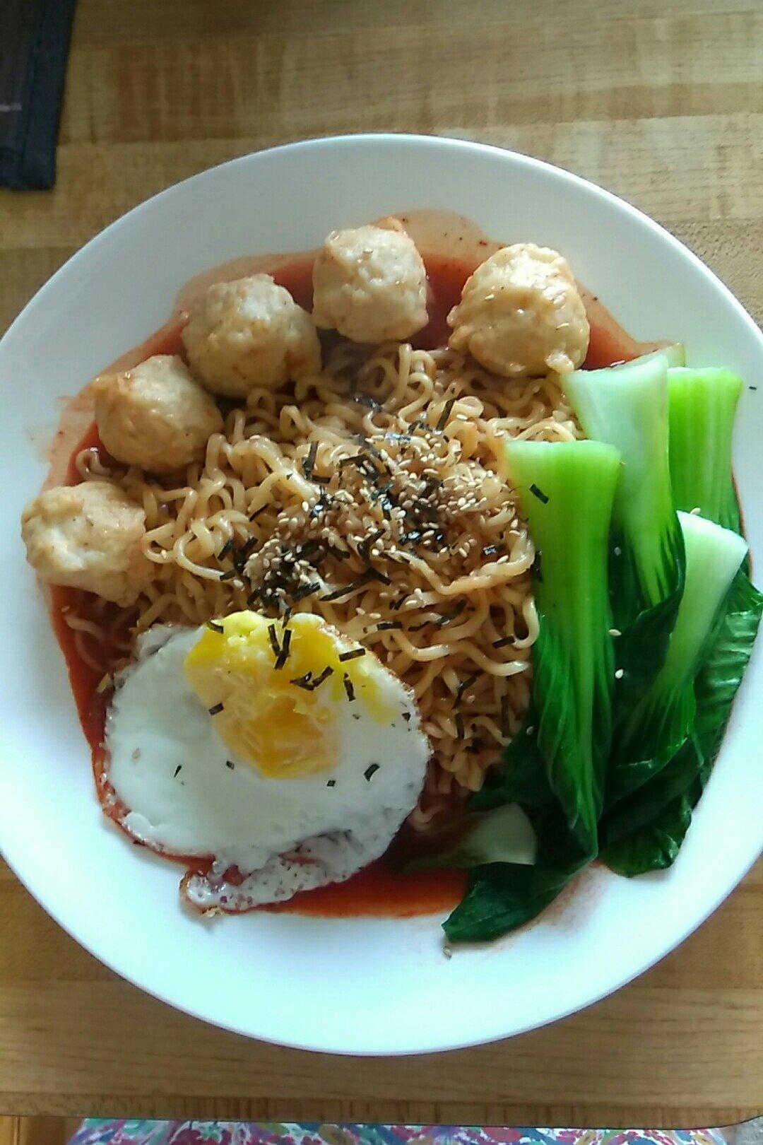 火鸡面（辣鸡面）