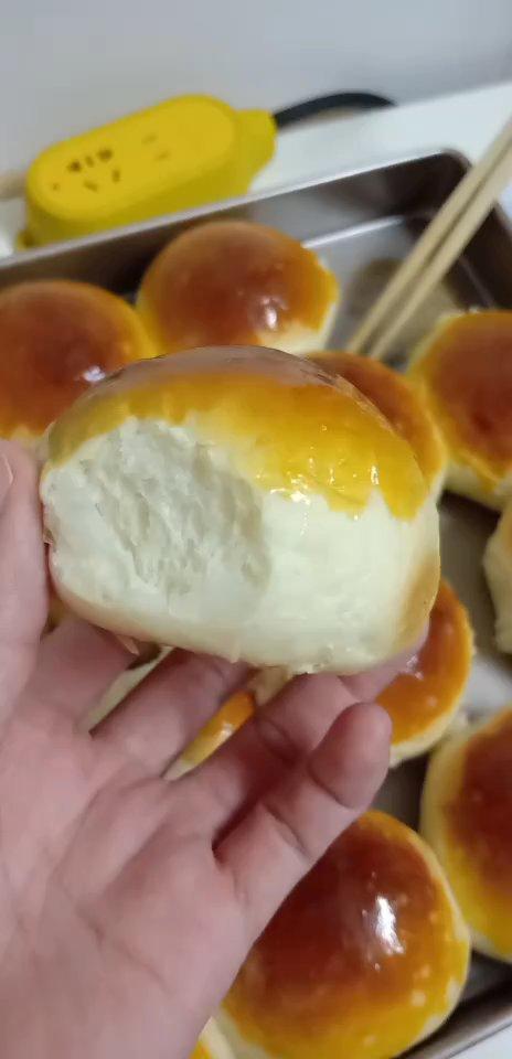 鲜奶油小餐包（一次发酵）