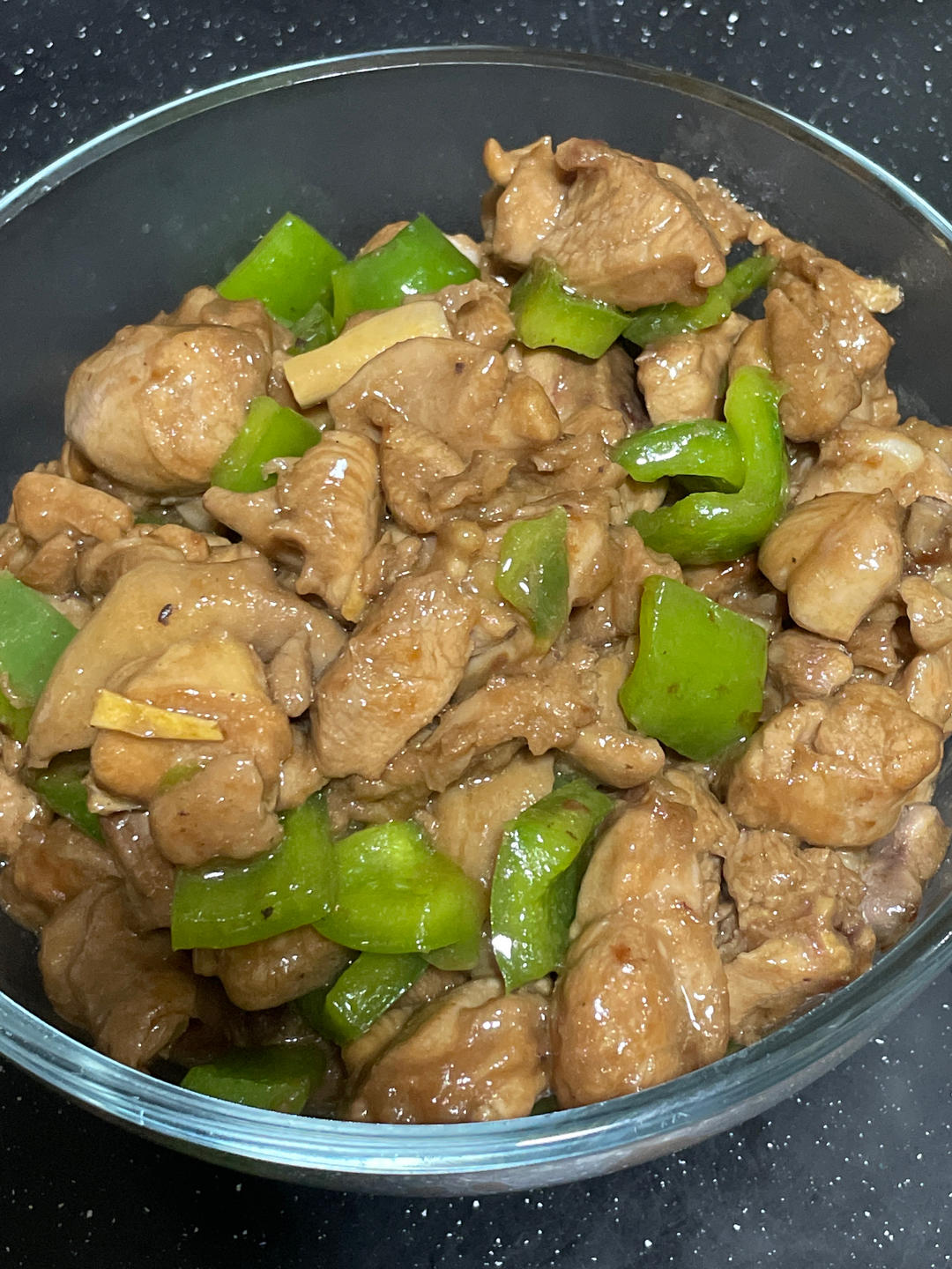 青椒炒鸡腿肉（大厨级别）